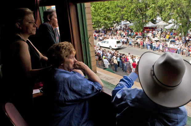 Prescott firefighters begin final journey